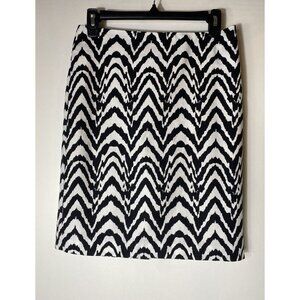 Banana Republic Skirt Women’s Size‎ 2 Black And White Print. Hidden Zipper